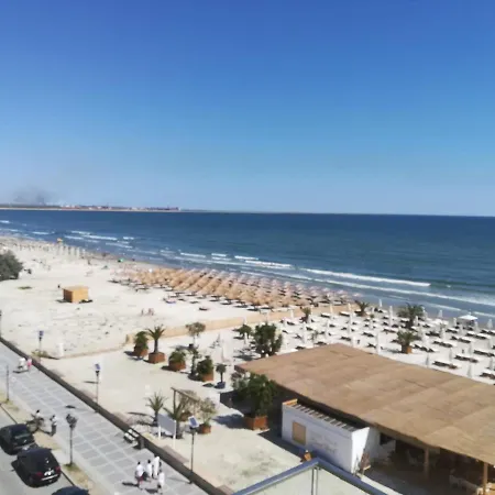 Aparthotelmamaianord 17 Stl Papaya Beach Apartmán Năvodari
